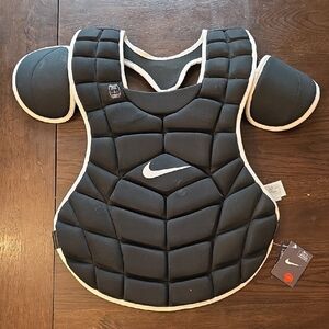 Nike Vapor Catcher Chest Protector 17"
